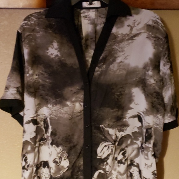 Blk/Gray/Wht Long Top - Picture 2 of 4